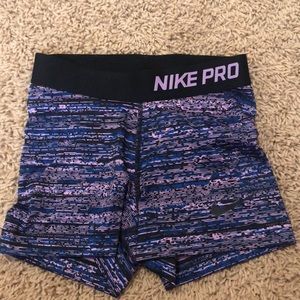nike pro shorts!!